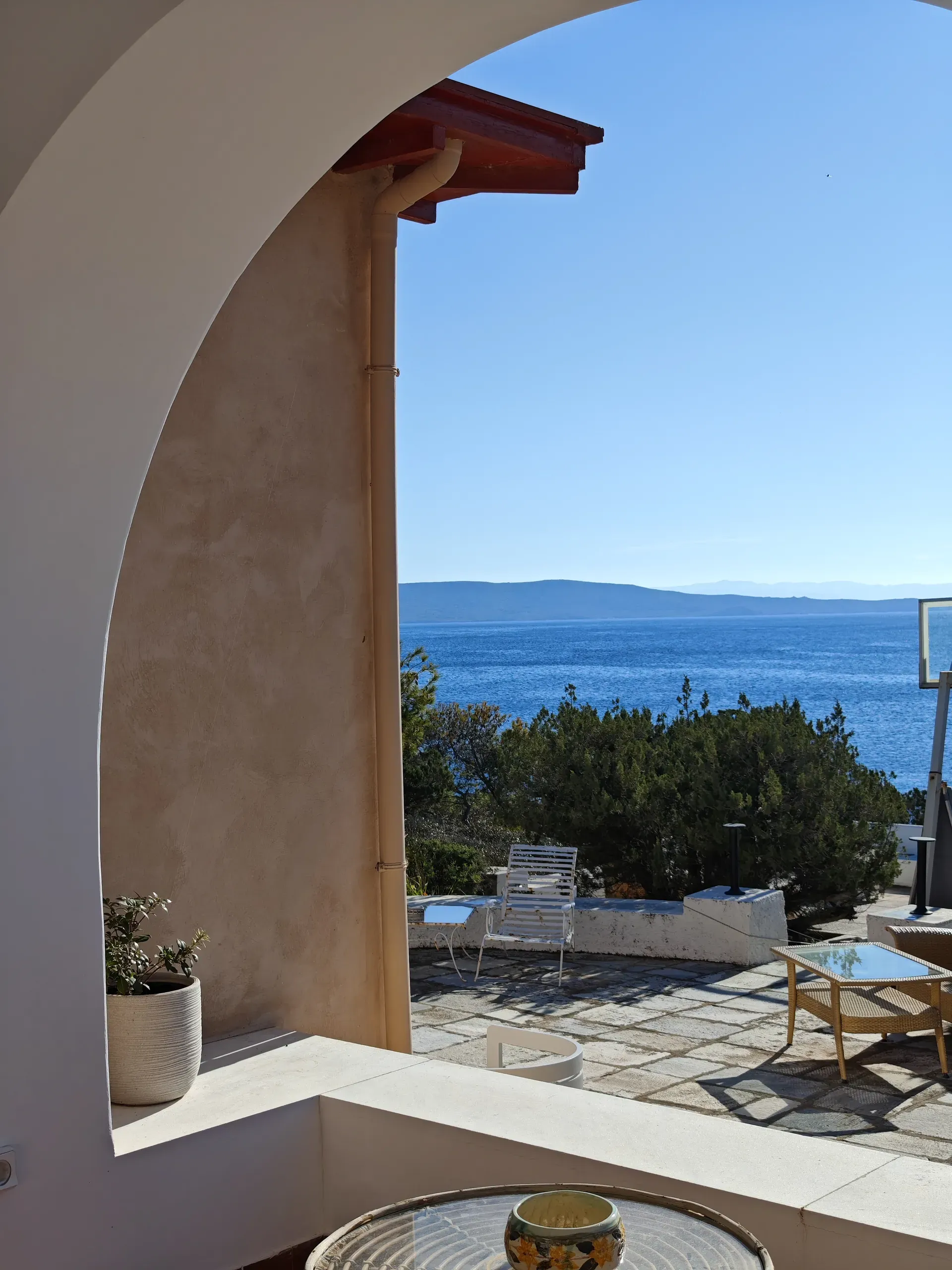 Sea view from the existing arched terrace